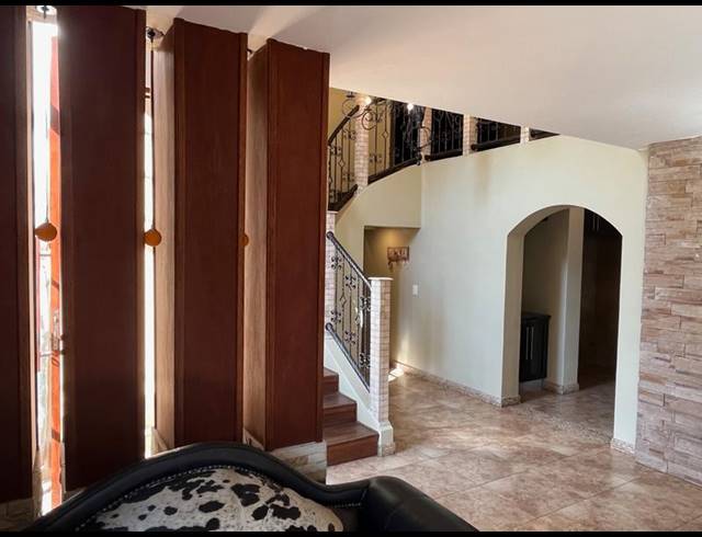 4 BEDROOM HOUSE FOR SALE IN WATERKLOOF